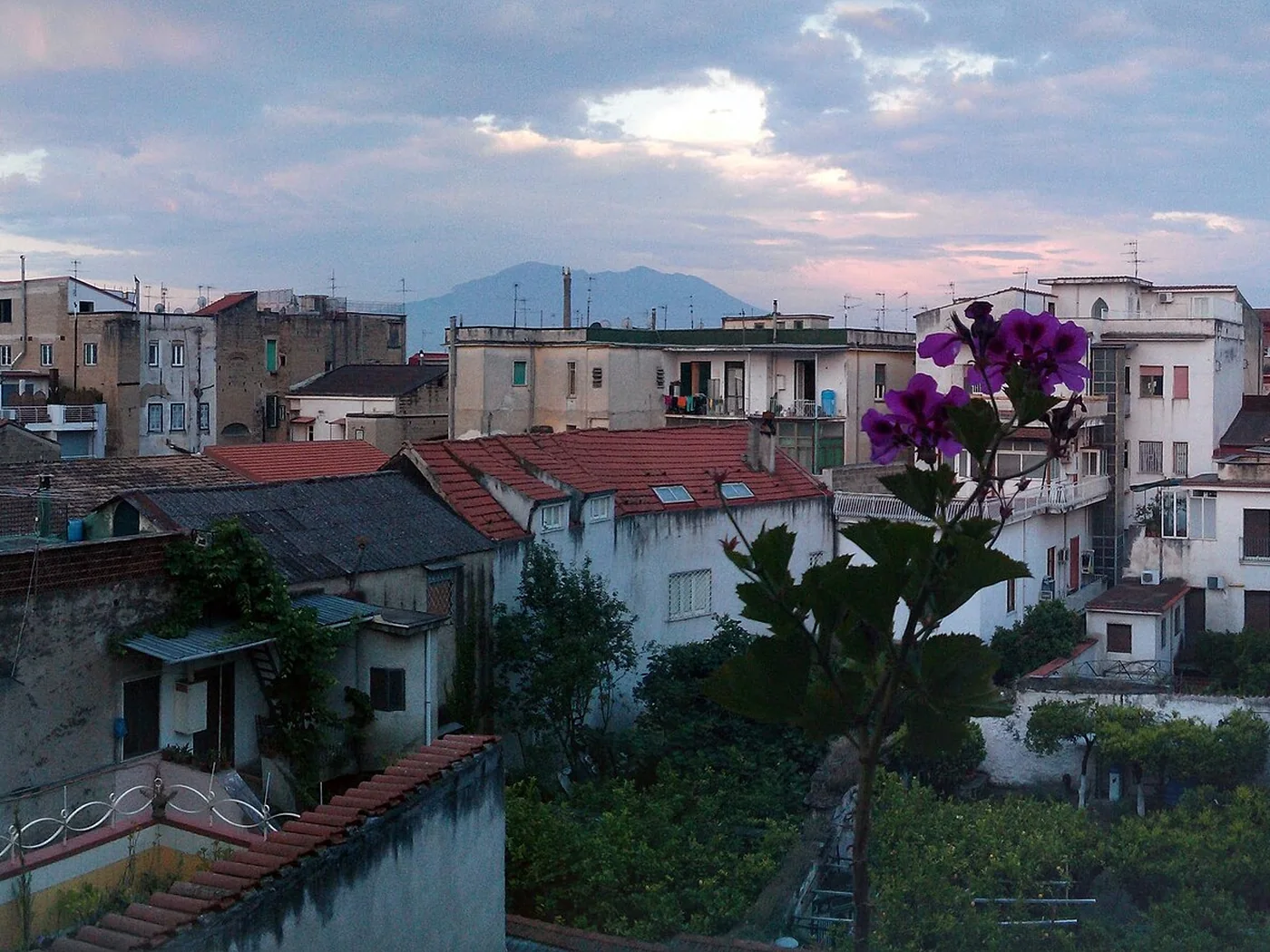 Immagine editoriale del territorio di Napoli, in provincia di Napoli