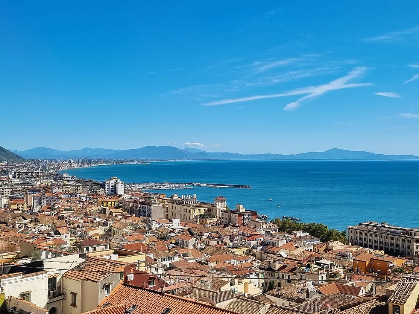 Immagine editoriale del territorio di Salerno, in provincia di Salerno