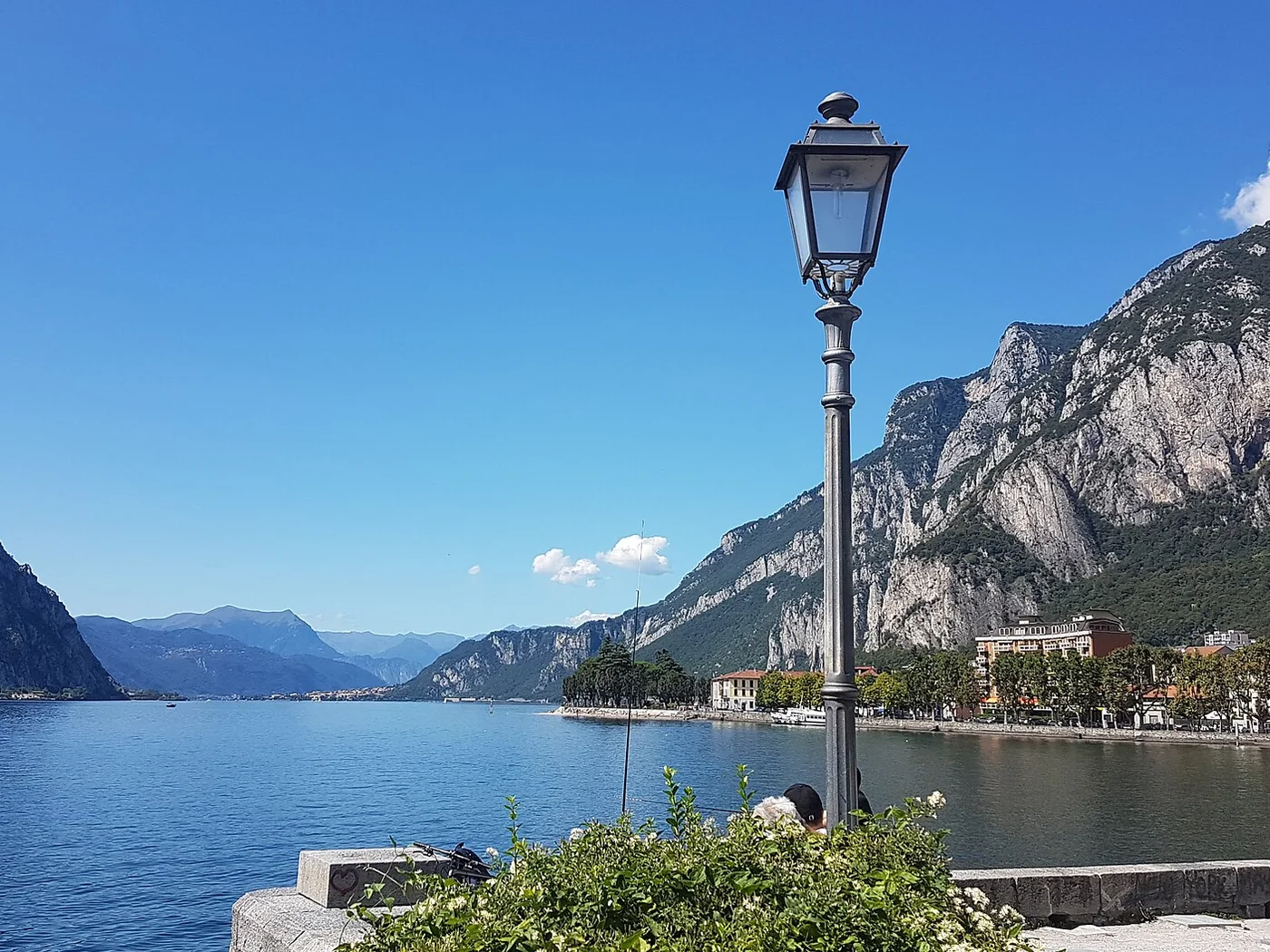 Immagine editoriale del territorio di Lecco, in provincia di Lecco