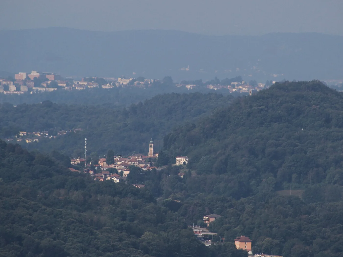 Immagine editoriale del territorio di Varese, in provincia di Varese