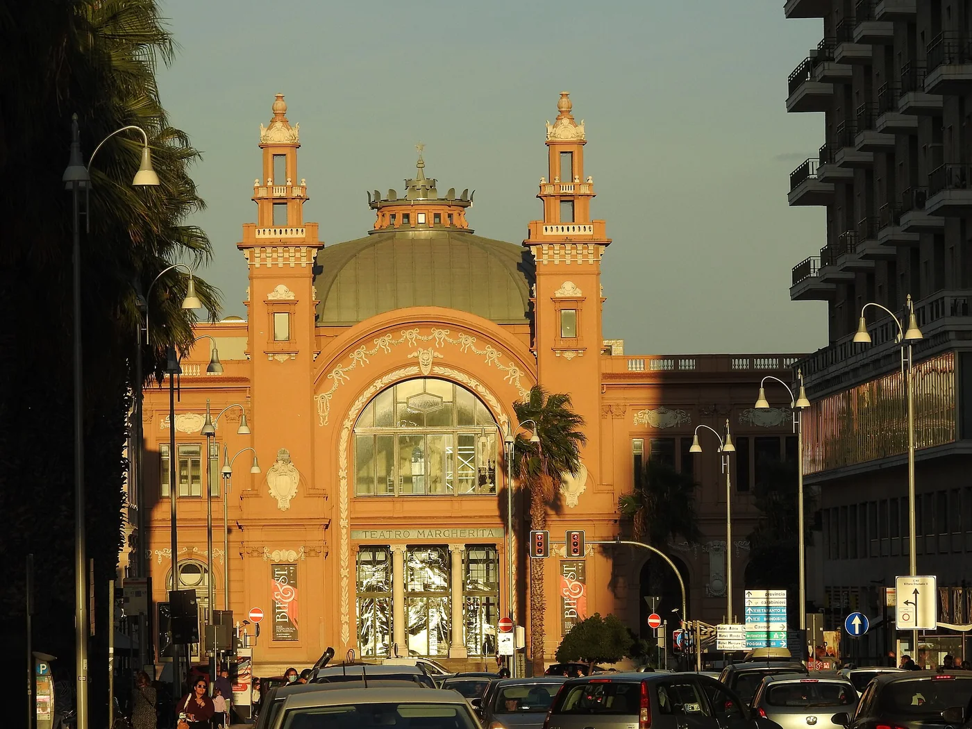 Immagine editoriale del territorio di Bari, in provincia di Bari