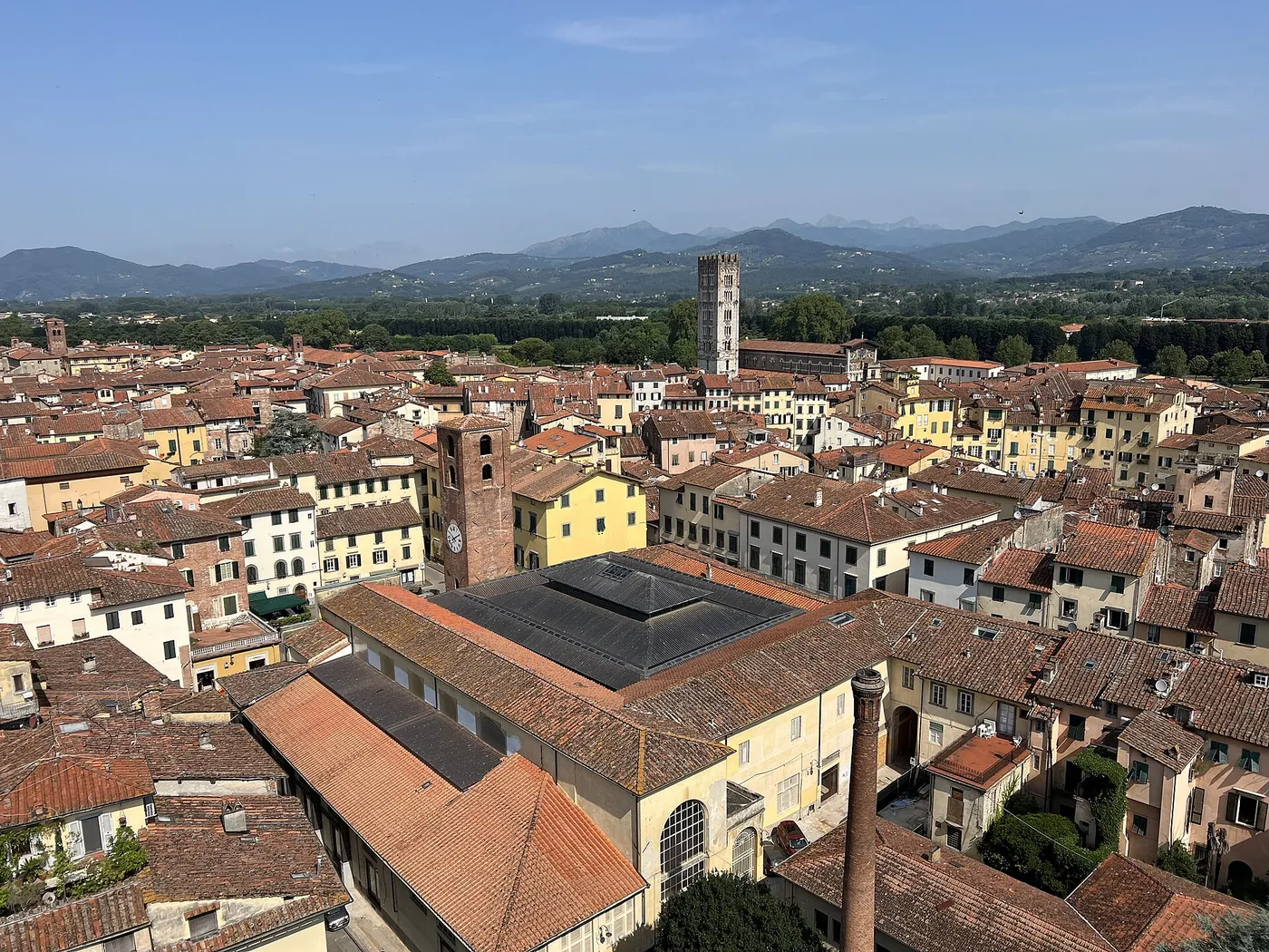 Immagine editoriale del territorio di Lucca, in provincia di Lucca