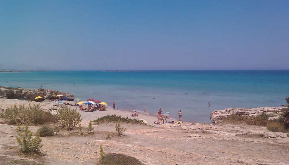 Spiaggia di San Lorenzo sulla costa sud-orientale siciliana