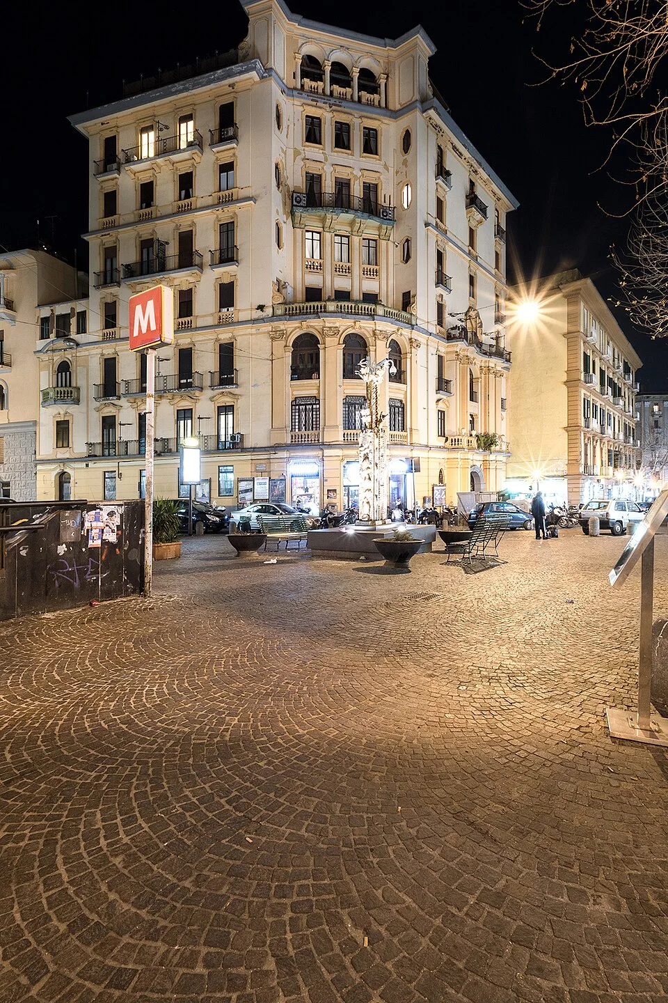 Palazzo Avena — Napoli